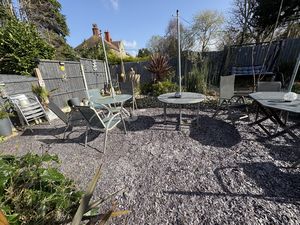 Photo 19- click for photo gallery